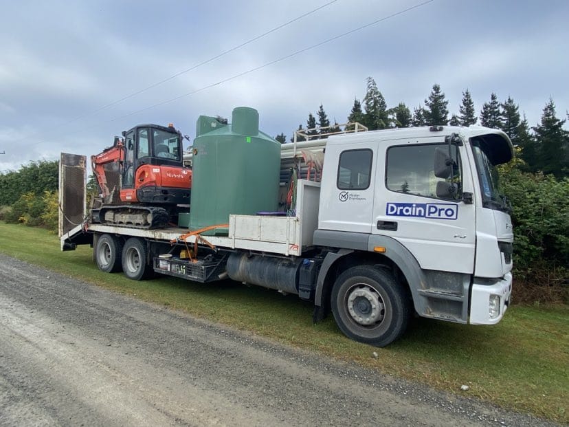 septic tank on truck